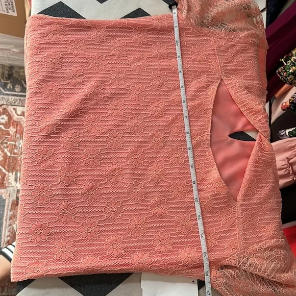 BB Dakota Steve Madden Twist Neckline Lace amici Dress Coral NWT - Picture 8 of 9